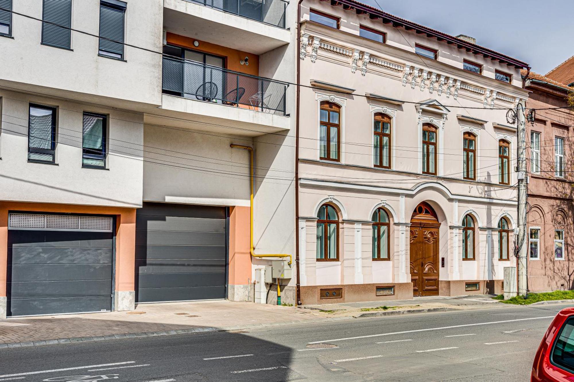 Ari Central Grand Apartments - Luxurious Stay Arad Exterior foto
