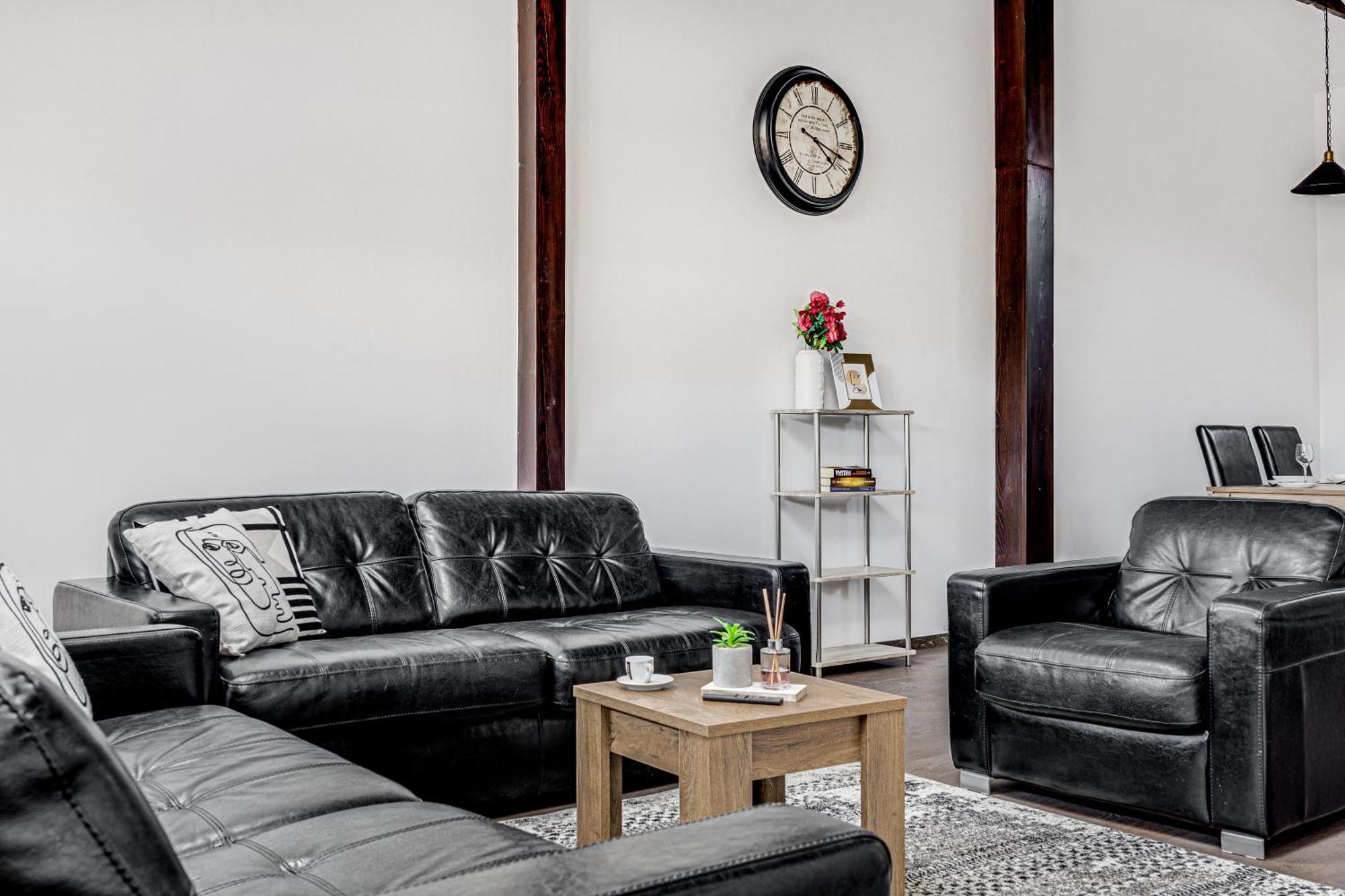 Ari Central Grand Apartments - Luxurious Stay Arad Exterior foto